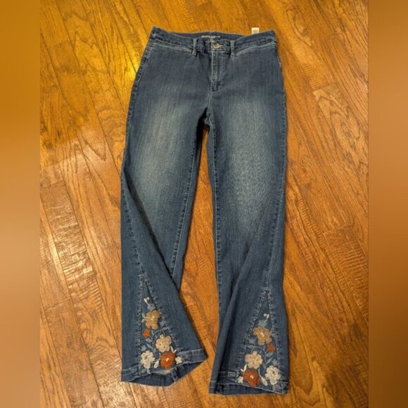 Chico's Denim - Chicos Wide Leg Floral Embroidered Blue Trouser Jeans Size 6 - VN